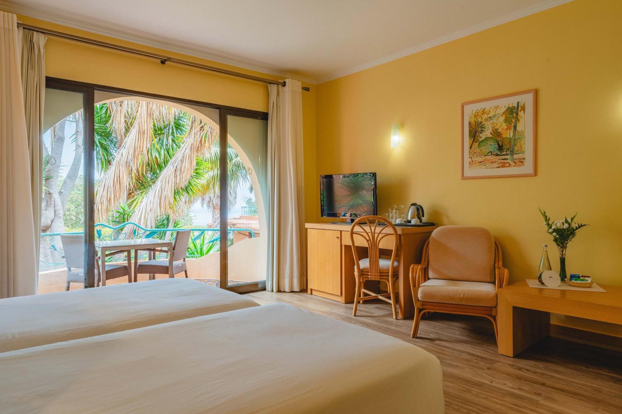 Quinta Splendida Wellness & Botanical Garden Hotel Canico  Exterior photo